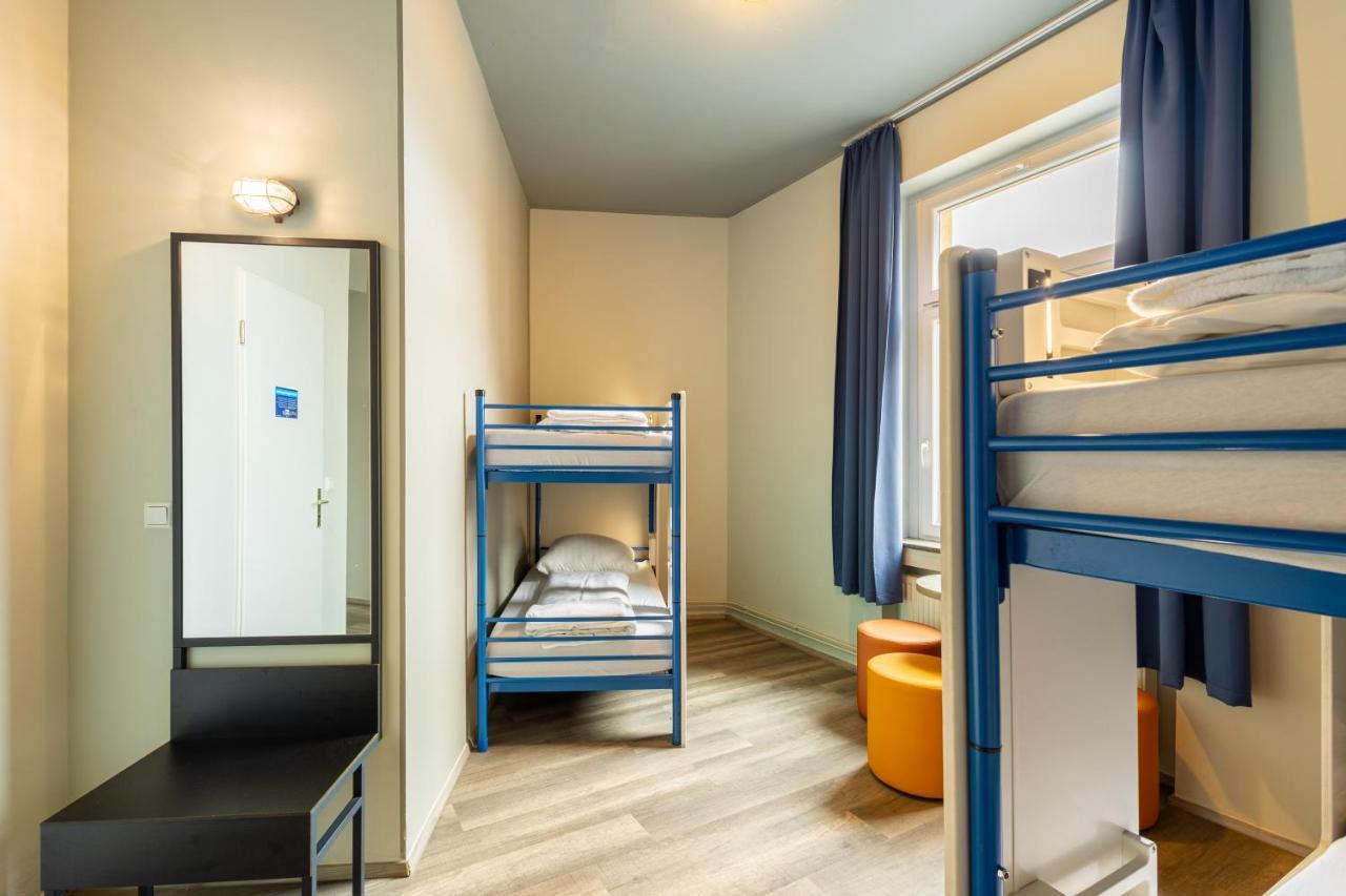 Bed 4-Bed Dormitory Room
